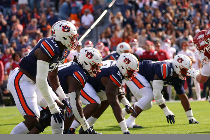Auburn defensive front lines up vs Arkansas